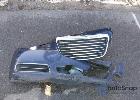 2014 Chrysler 300 z USA, uszkodzony, nr VIN 2C3CCAAG3EH146504